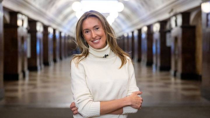 Анамның порносы Қасиетті үштіктен әдемі эротика