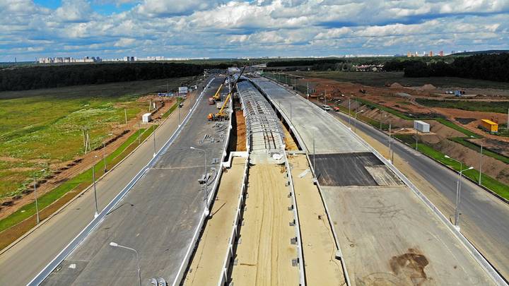 Строительство участка дороги «Солнцево - Бутово - Варшавское шоссе» / Фото: stroi.mos.ru
