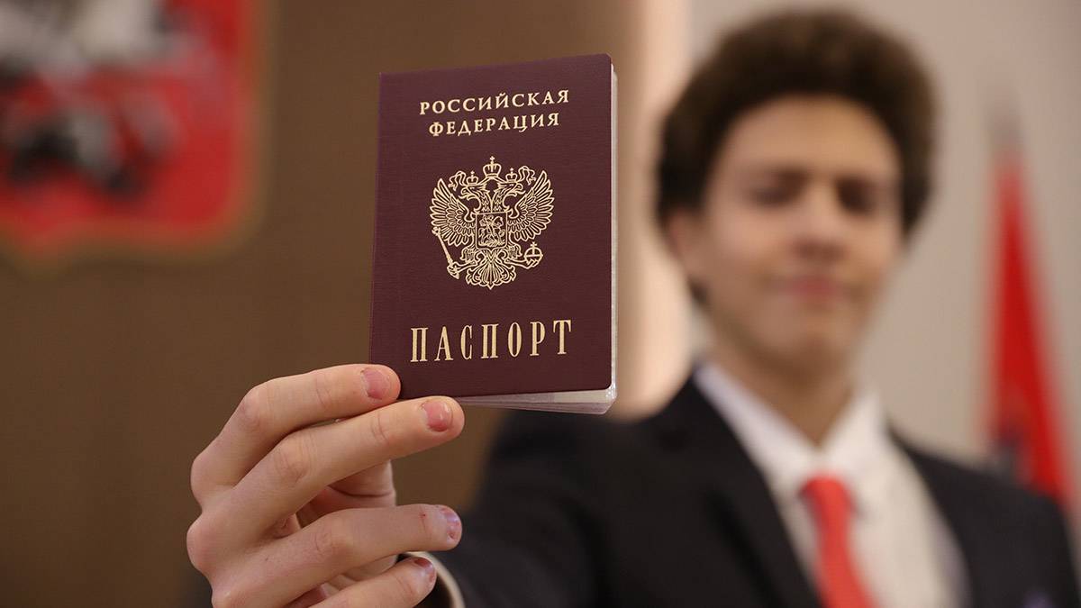 Путин упростил прием в гражданство РФ жителей Белоруссии, Казахстана и Молдавии