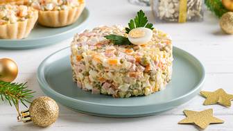 В АКОРТ подсчитали стоимость салата оливье и его ингредиентов на Новый год