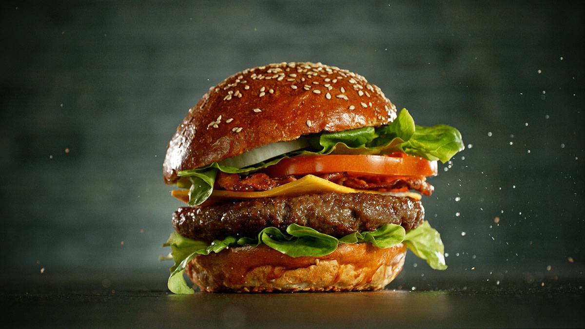 Американец съел 34 тысячи гамбургеров и остался жив вопреки мнению окружающих