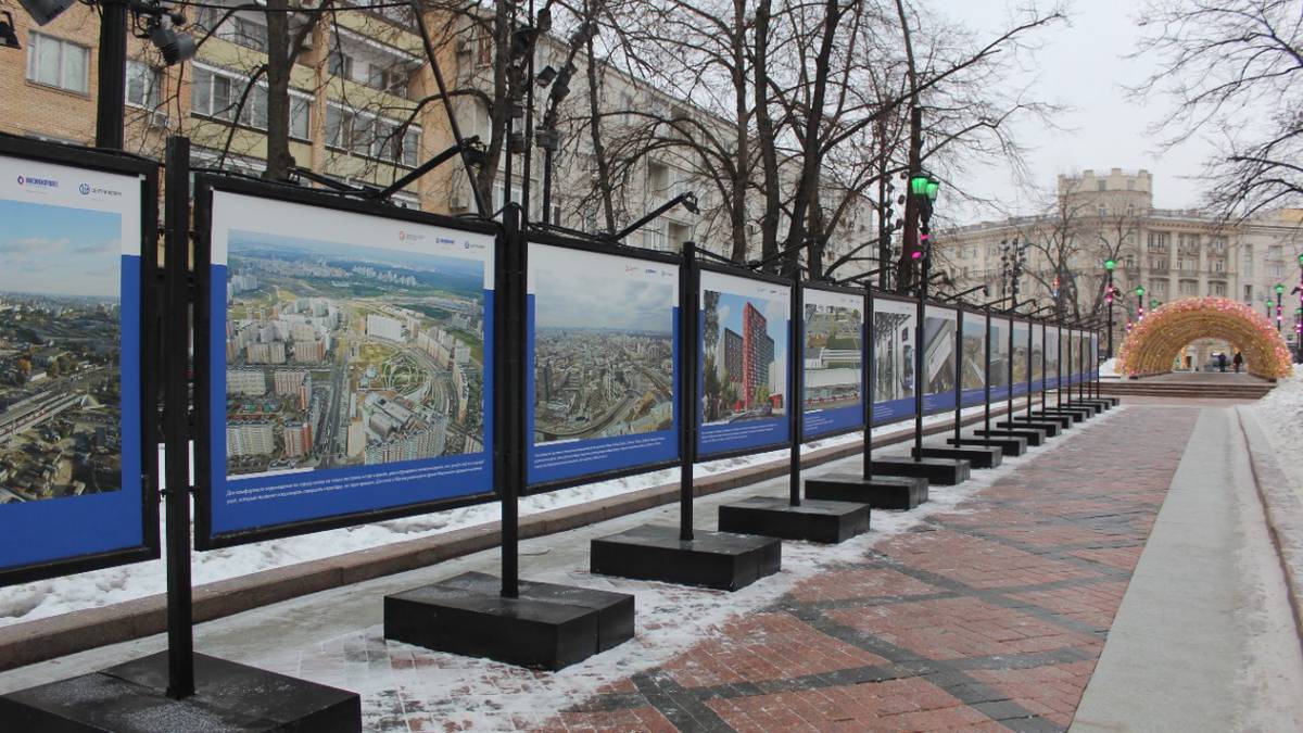 Выставка «Городские вокзалы Москвы» открылась на Никитском бульваре