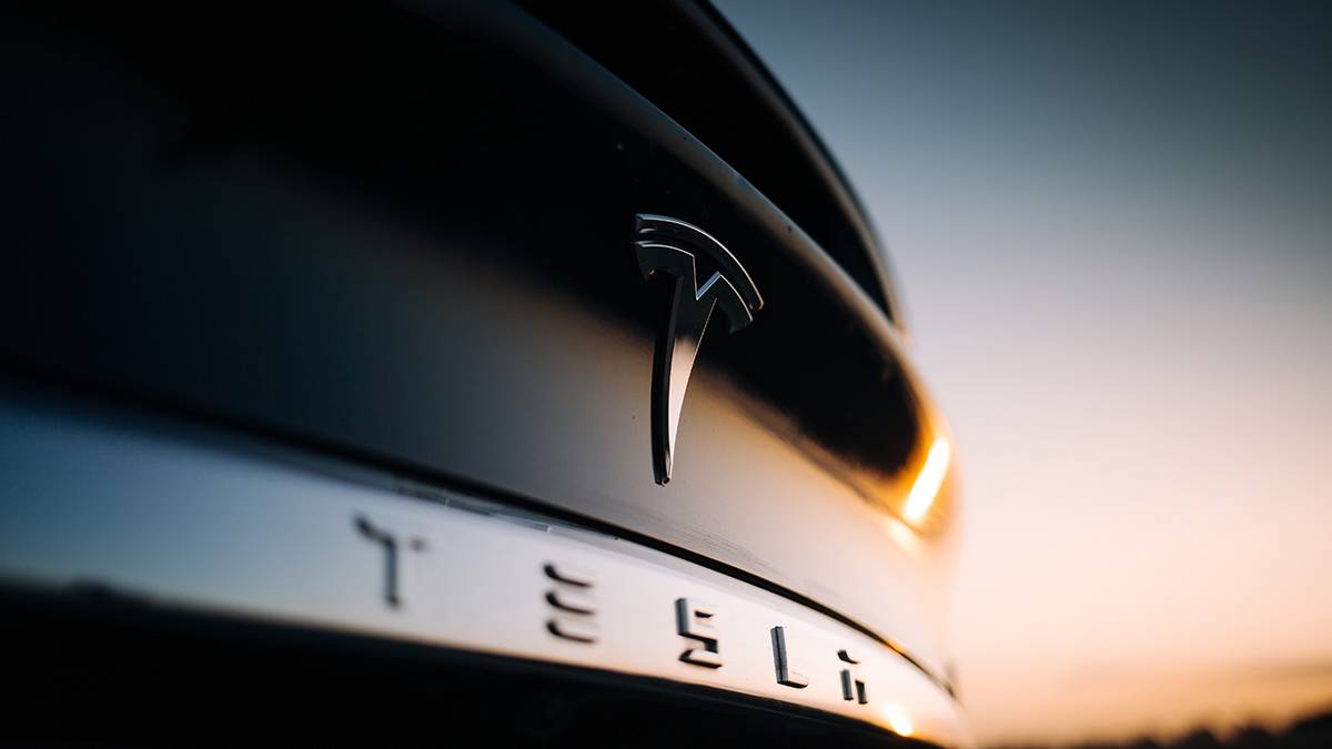  Reuters: Tesla столкнется с беспрецедентным падением поставок своих электромобилей