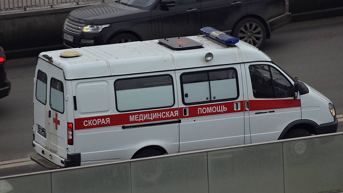В Москве водитель такси насмерть сбил женщину на Кантемировской улице