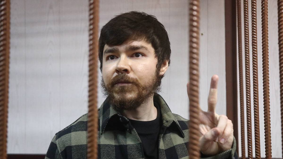 Столичный суд продлил срок содержания под стражей Аязу Шабутдинову