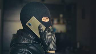 Мошенники развели пенсионерку из Москвы на 20 миллионов рублей