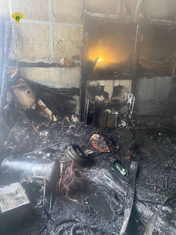 Пожар произошел на многоярусной парковке на Волжском бульваре