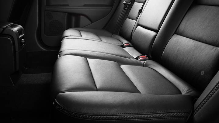 Спасатели освободили годовалую девочку из запертой машины в Павловском Посаде Спасатели освободили годовалую девочку из запертой машины в Павловском Посаде