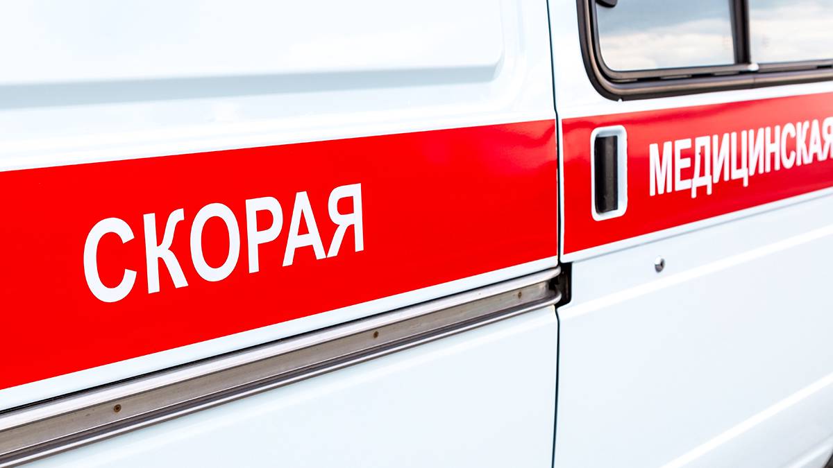 Водитель и полицейский пострадали при возгорании автобуса в Дагестане