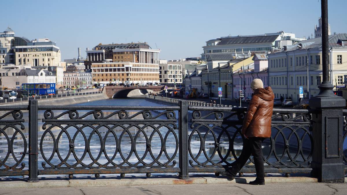Тепло и сухо: как изменится погода в Москве на выходных