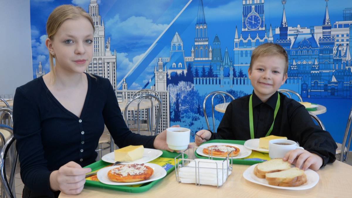 Школьные столовые превращаются в рестораны с разнообразными и полезными для детей блюдами
