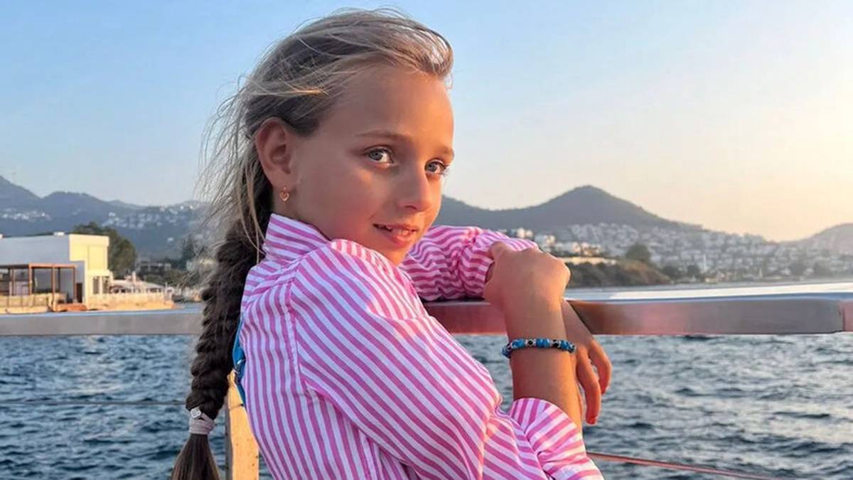 «Имеет все таланты»: дочь Пескова и Навки дебютировала в кино