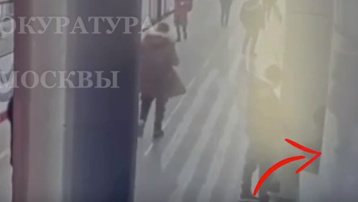 Злоумышленник похитил смартфон у спящего пассажира на станции «Нижегородская»