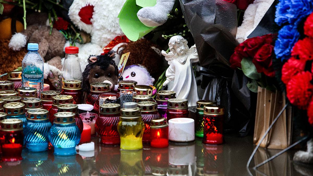 В Новой Москве привели в порядок стихийный мемориал жертвам теракта 