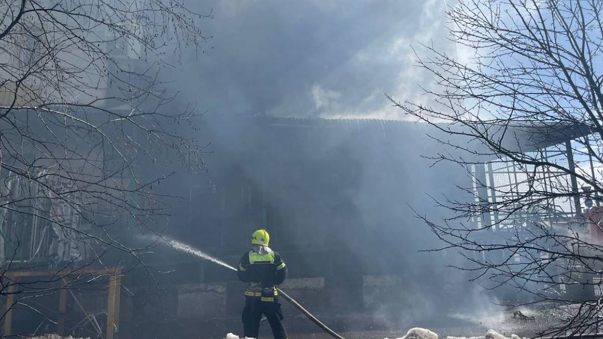 Пожар в продуктовом магазине в Новой Москве ликвидирован