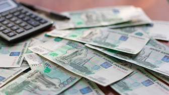 Какие социальные выплаты вырастут с 1 февраля и на сколько