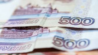 В каких сферах платят самую низкую зарплату в России