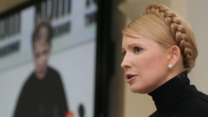 Обыски у Тимошенко и Арахамии: подкуп депутатов, записи разговоров, наличка на столе, главное про обвинения