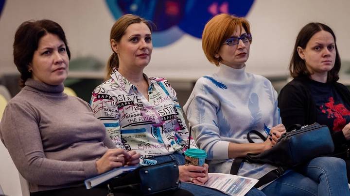 Успешные женщины: как город помогает совмещать профессиональное развитие и заботу о семье
