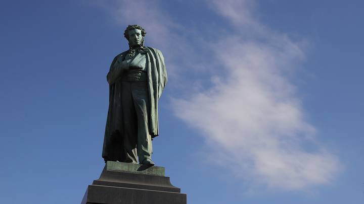 Пушкин — слово века, а не года