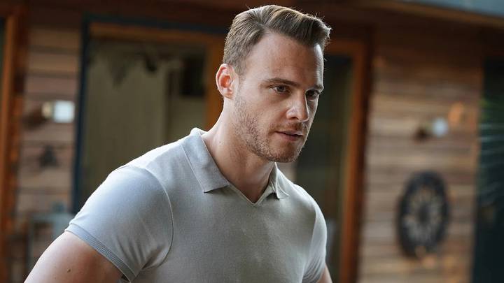 Керем Брюсин, Таро Текин, Бурак Челик, Ибрагим Челиккол, Озан Акбаба: личная жизнь, романы