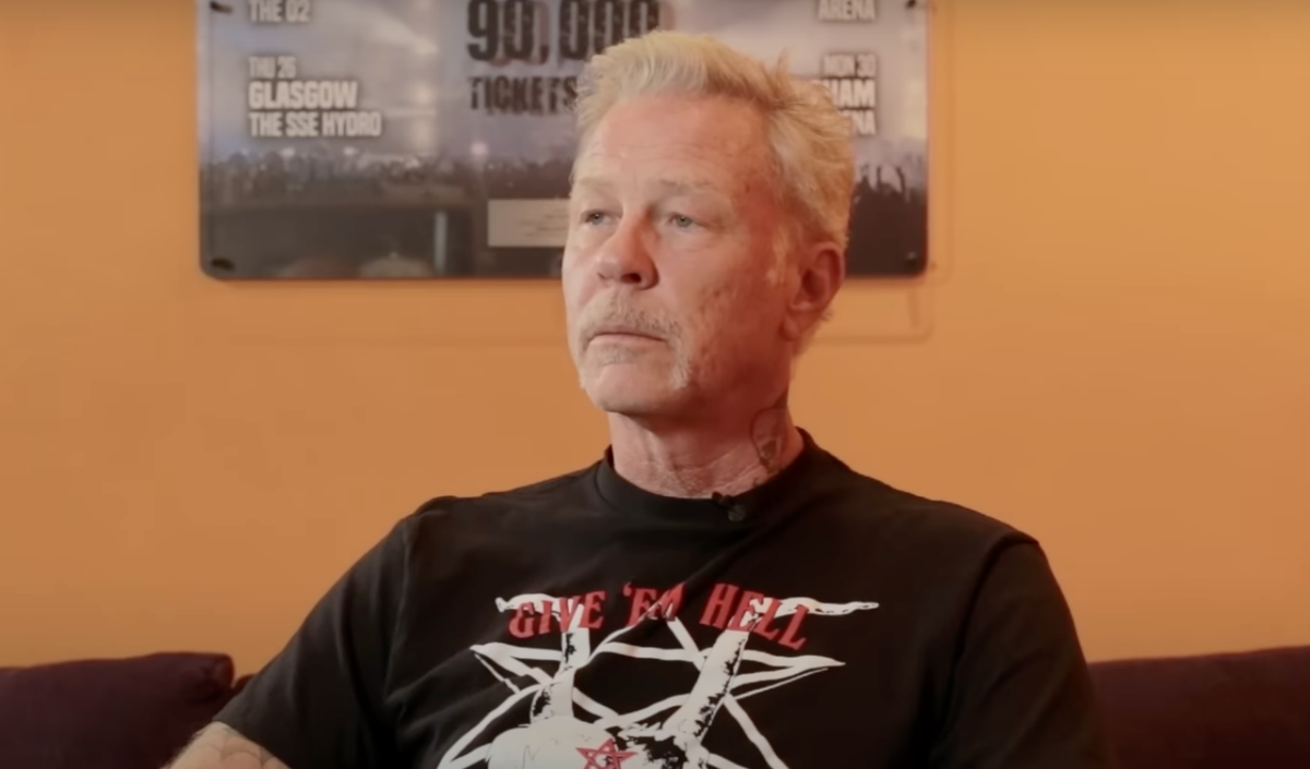Фронтмен Metallica Хэтфилд сделал татуировку из праха рок-музыканта Лемми