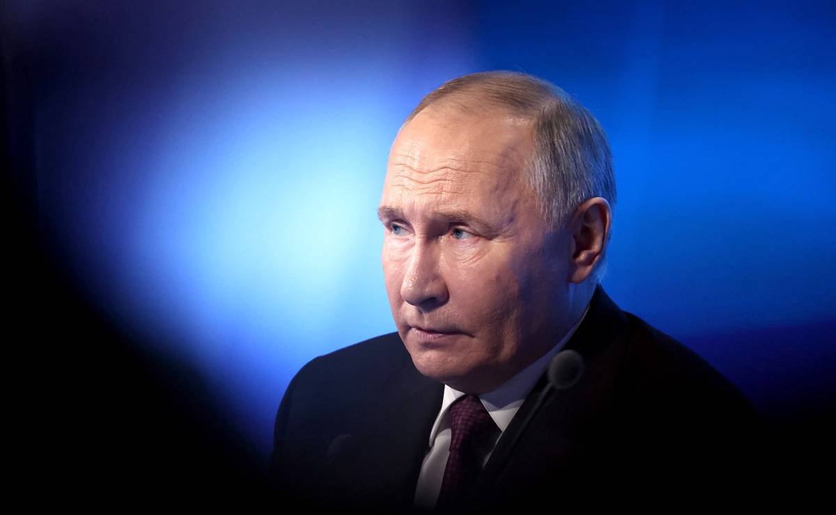 Путин наградил медалями спасавших людей в «Крокус Сите Холле» подростков