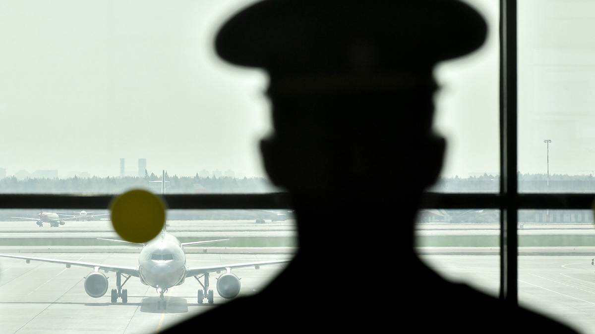 Временные ограничения полетов ввели в аэропортах Казани и Нижнекамска