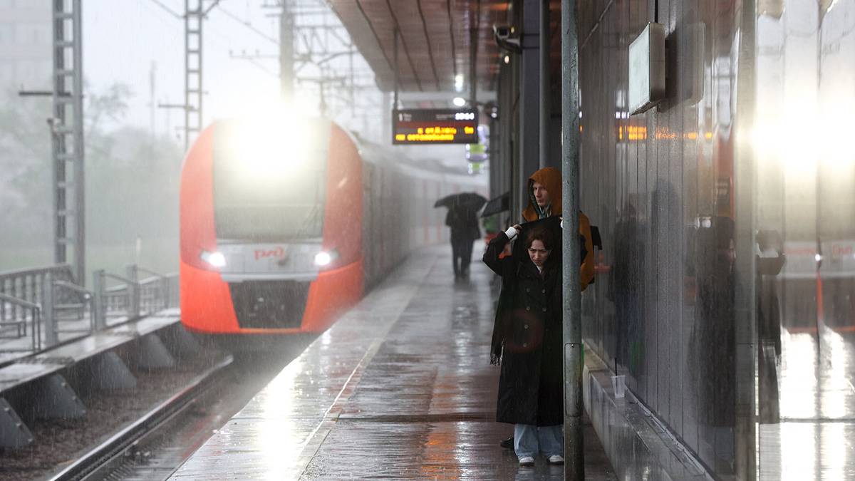 Москвичей предупредили о возможных задержках наземного транспорта из-за непогоды