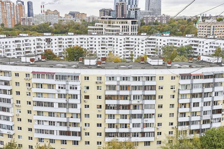 Более 20 домов с библиотеками отремонтировали в Москве