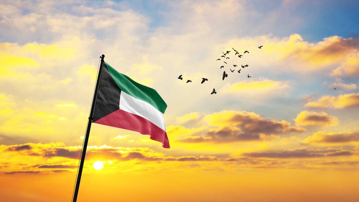 Эмир Кувейта распустил парламент и приостановил действие частей конституции