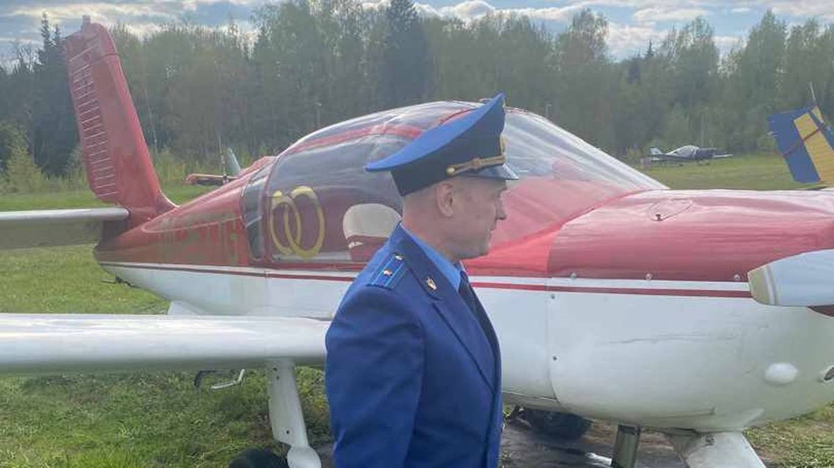 Прокуратура организовала проверку по факту пролета воздушного судна над трассой М-8 в Подмосковье