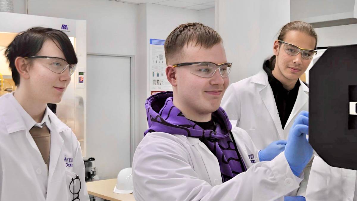 «Газпромнефть-СМ» развивает интерес школьников к инженерным профессиям