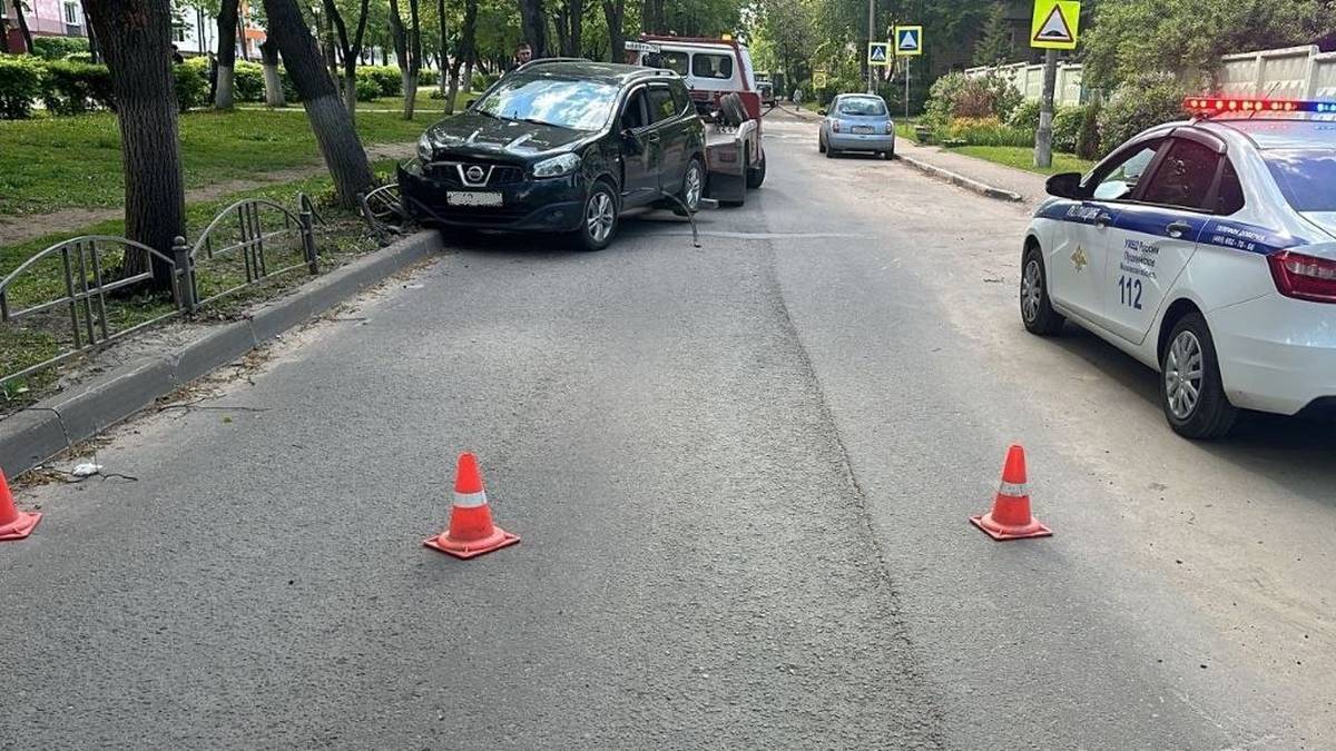 Авария с припаркованным автомобилем произошла в городском округе Пушкино