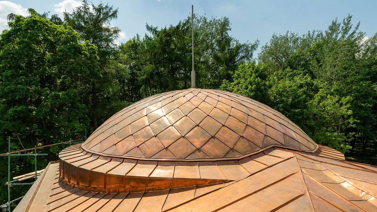 Купол оранжереи усадьбы Покровское-Стрешнево восстановили