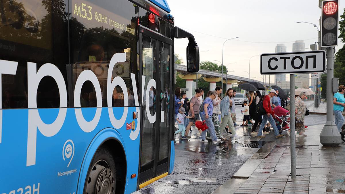 Собянин рассказал, как электробусы помогают улучшать экологическую ситуацию