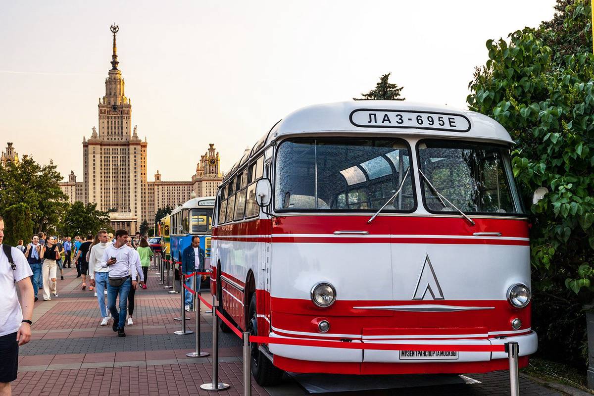 Музей транспорта Москвы организует выставку автобусов на фестивале «Ретрорейс»
