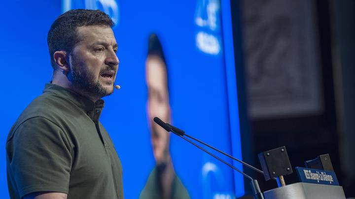 Кошкович призвал Зеленского уйти в отставку из-за реакции на выступление Путина Кошкович призвал Зеленского уйти в отставку из-за реакции на выступление Путина