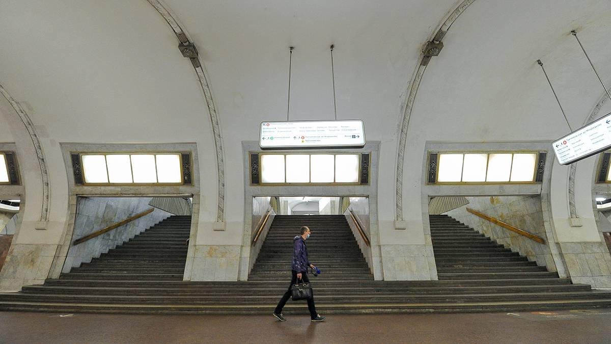 Москвича оштрафовали на полмиллиона рублей за шутки о минировании метро