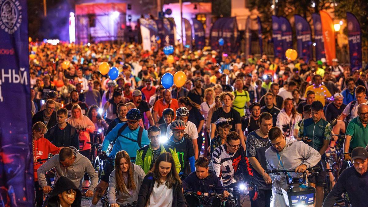 Свыше 35 тысяч человек приняли участие в ночном велофестивале