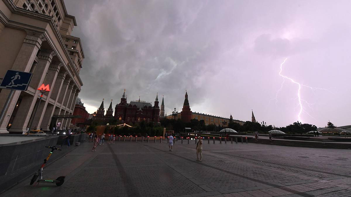 В Гидрометцентре спрогнозировали грозу и до 25 градусов тепла в Москве 20 июля