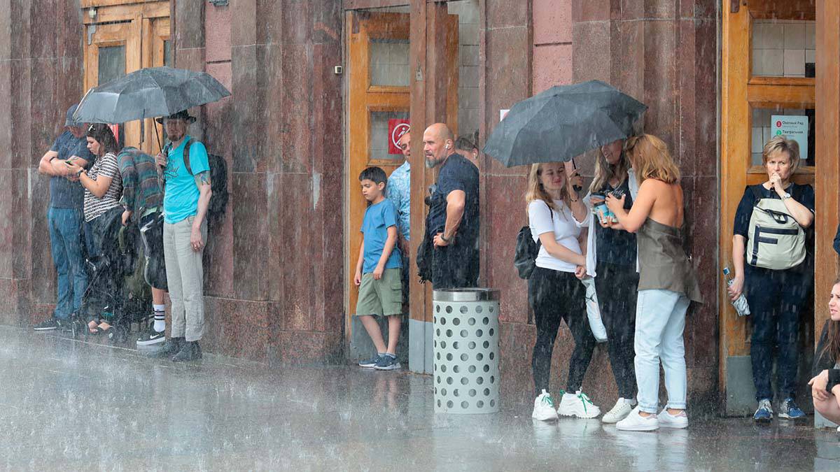 «Вновь не избежать дождей»: синоптик Леус рассказал о погоде в Москве 5 августа