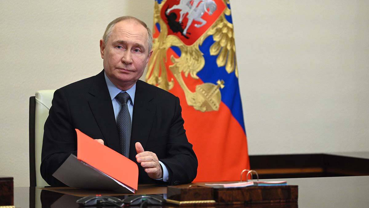 Путин присвоил наименование «гвардейская» двум формированиям ВС РФ