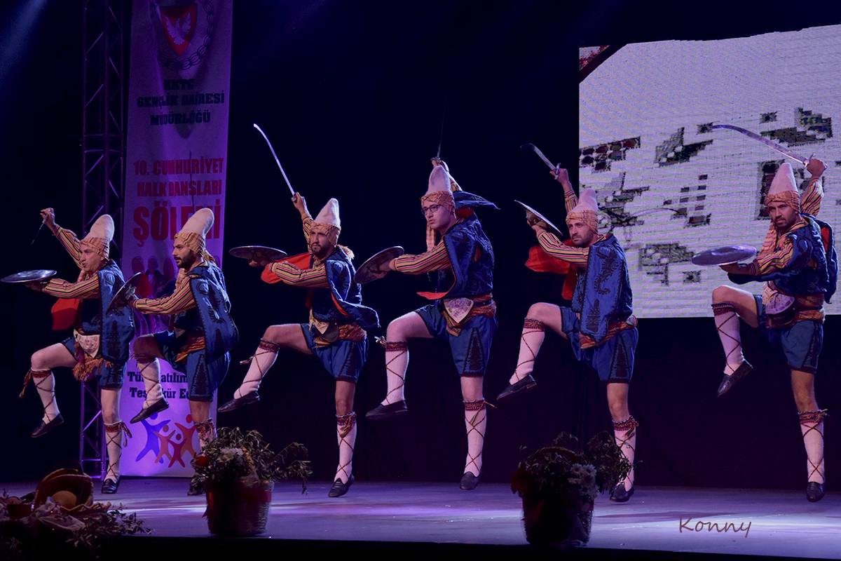 Мастера танца щита и меча выступят с турецким оркестром на Фестивале «Спасская башня — 2024»