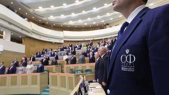 СФ одобрил законы об отказе от ежегодных деклараций доходов чиновников