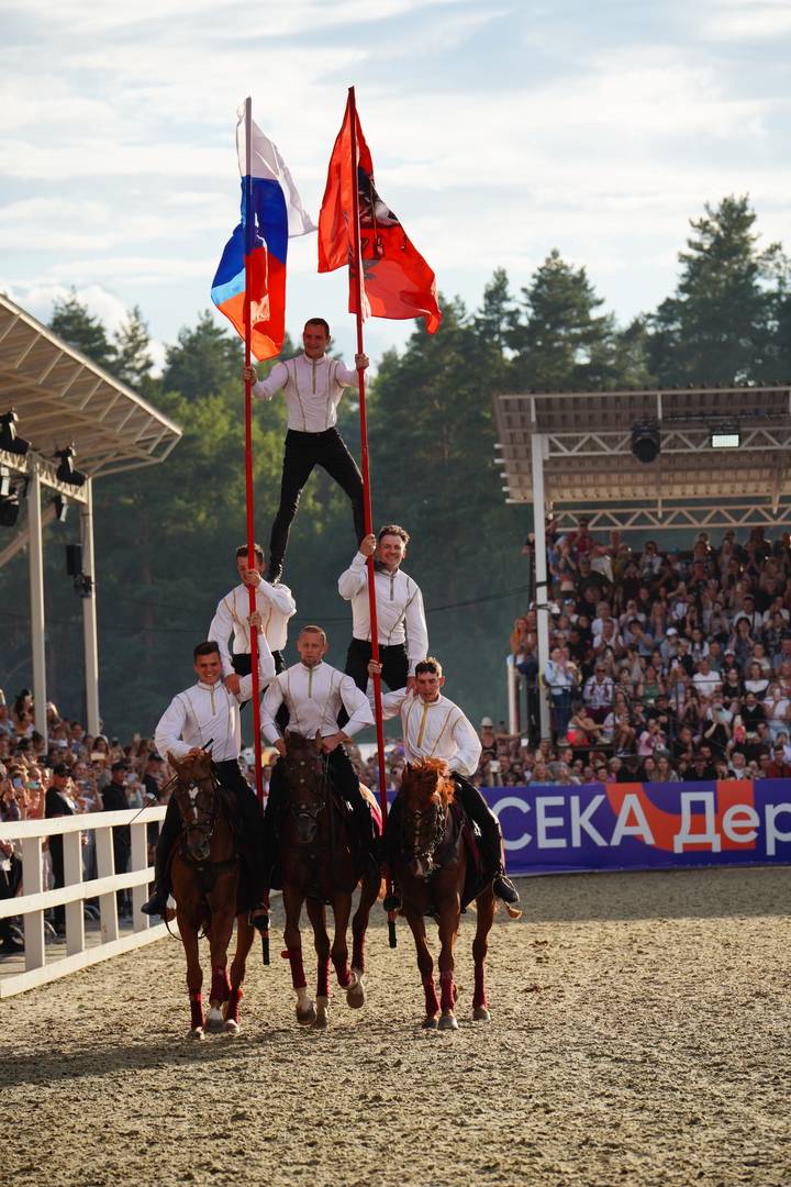 Крупнейший в России конный фестиваль «Иваново поле» прошел в Подмосковье
