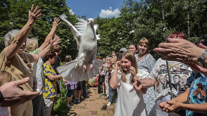 Патриотическая акция в парке «Сосенки» / Фото: Наталья Феоктистова / Вечерняя Москва