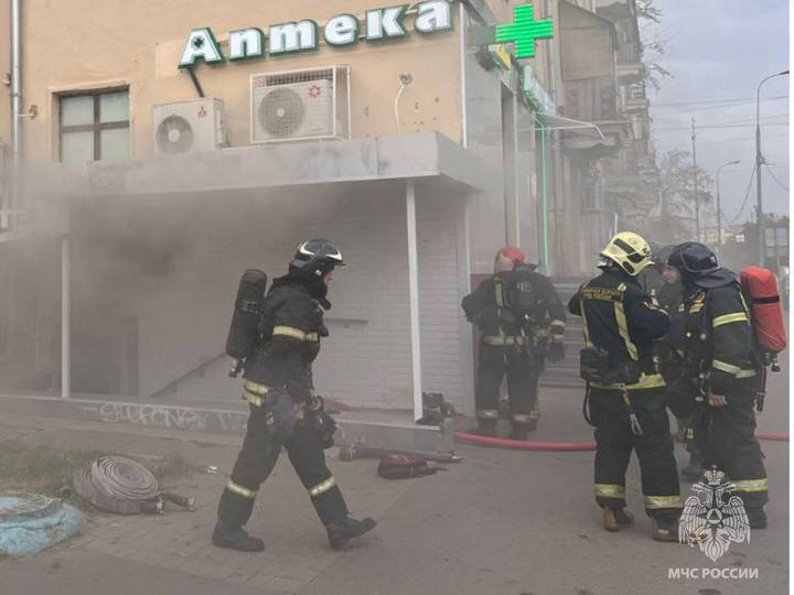 Пожар в магазине "Смешные цены"