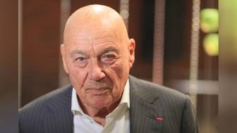 Mash: Познер продает пятикомнатную квартиру в Москве за 165 миллионов рублей