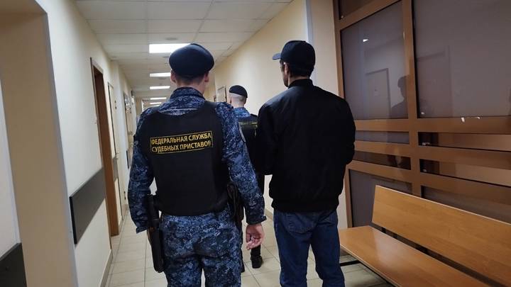 «Главной ценностью являются люди»: как судебные приставы помогают москвичам